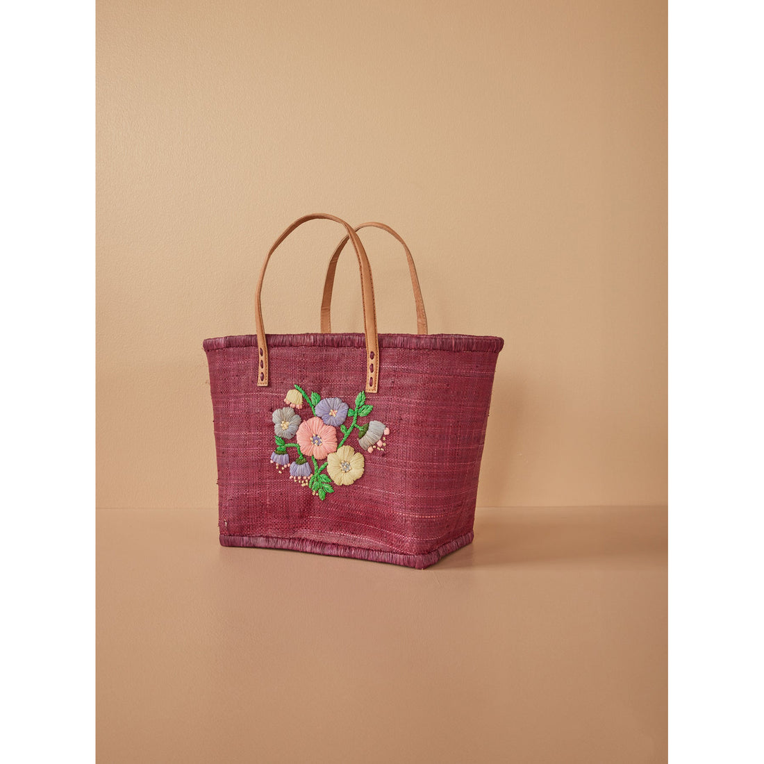 rice-dk-raffia-bag-with-heavy-flower-embr-in-soft-plum-leather-handles-medium-rice-bglea-flospm