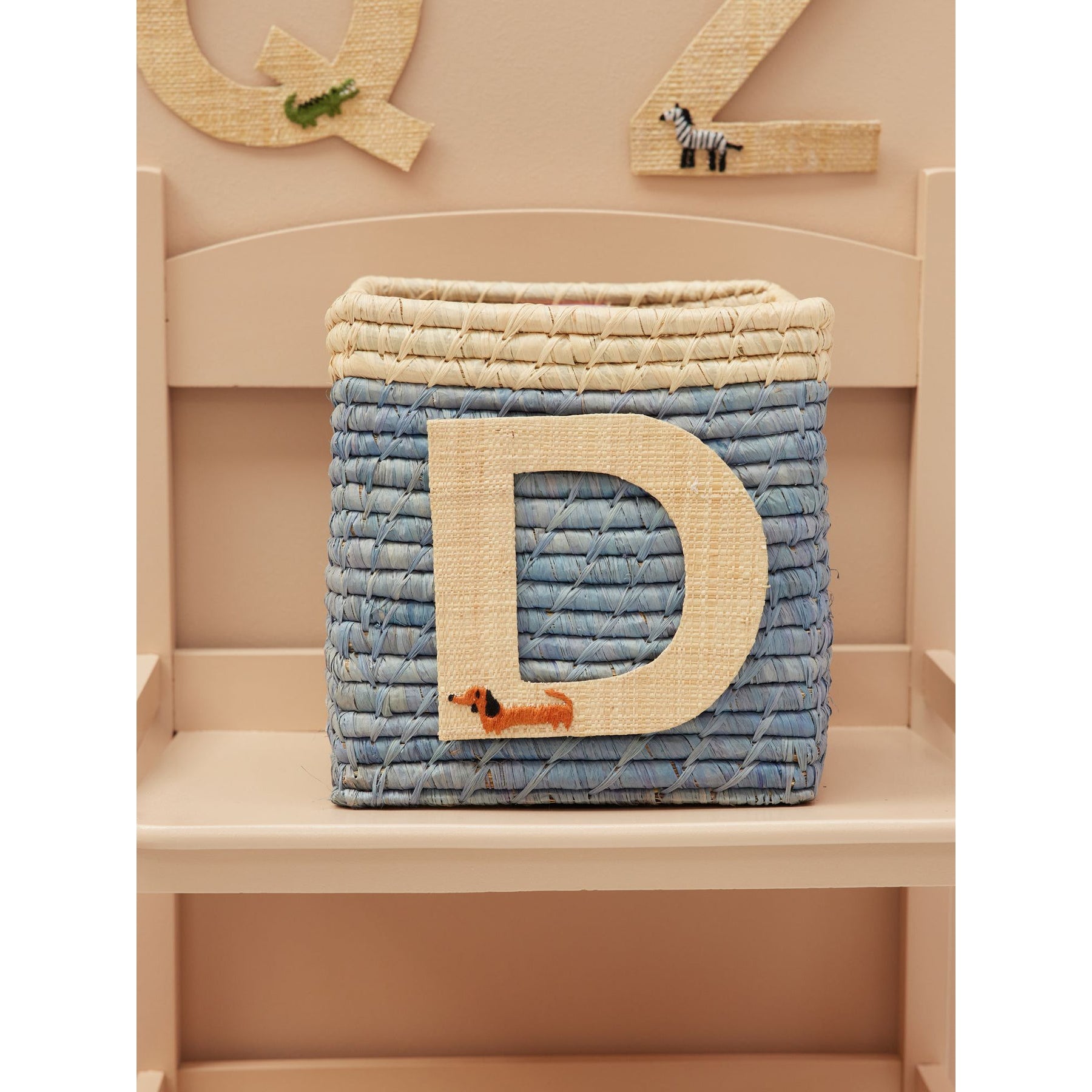 rice-dk-raffia-sticker-letter-in-nature-with-dachshund-embroidery-d-rice-stick-rafdb