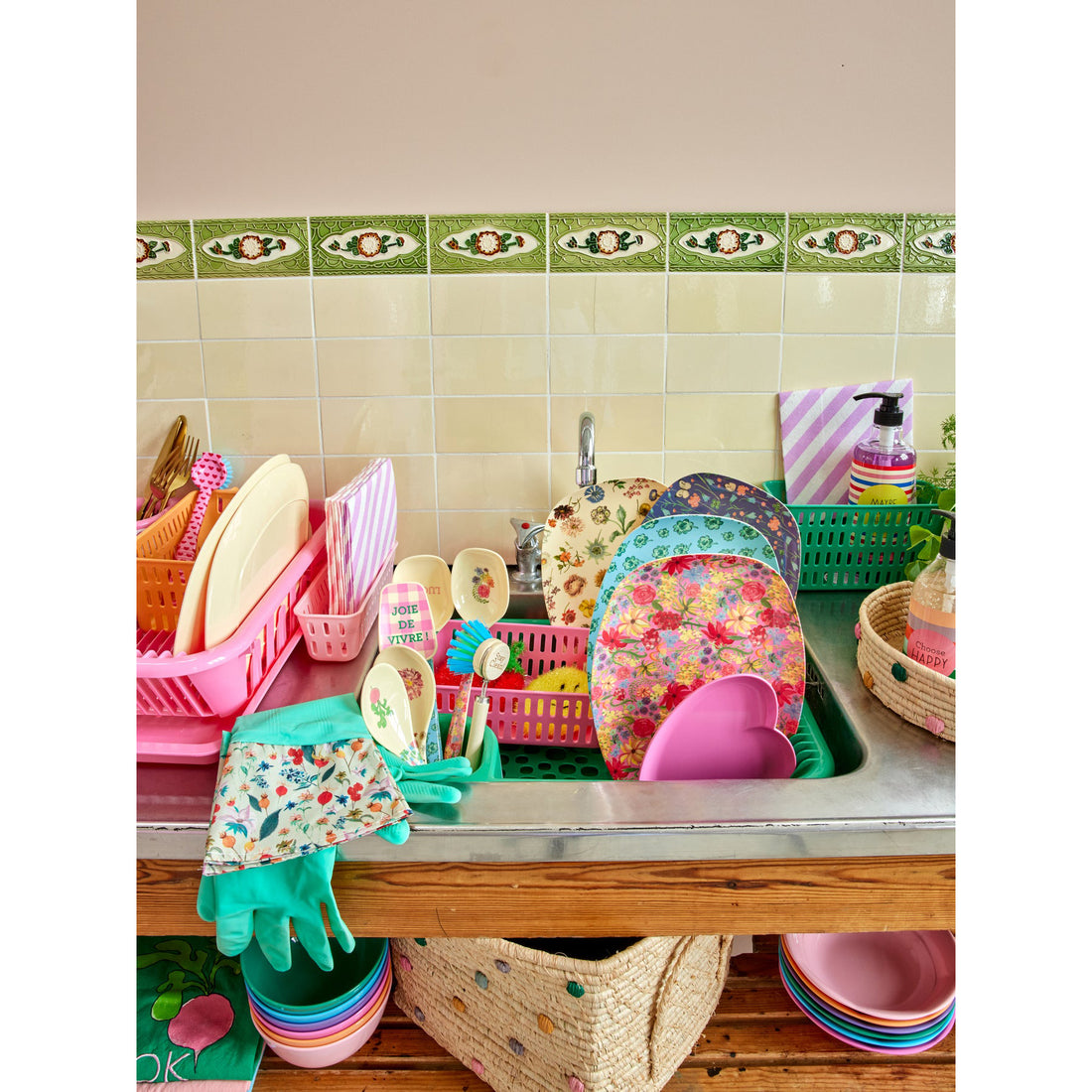 rice-dk-wood-scraper-pink-check-it-out-print-rice-kispa-ss24xccito