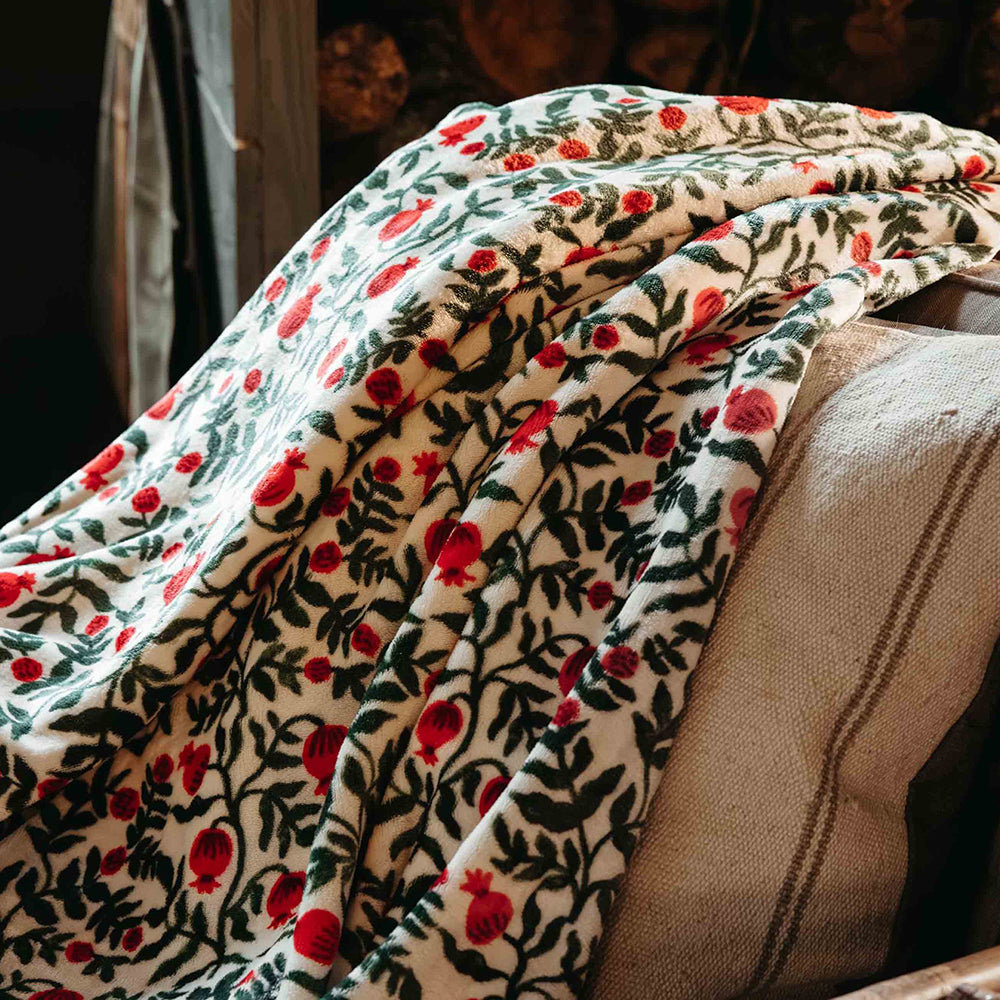 rifle-paper-co-christmastide-pomegranate-fleece-blanket