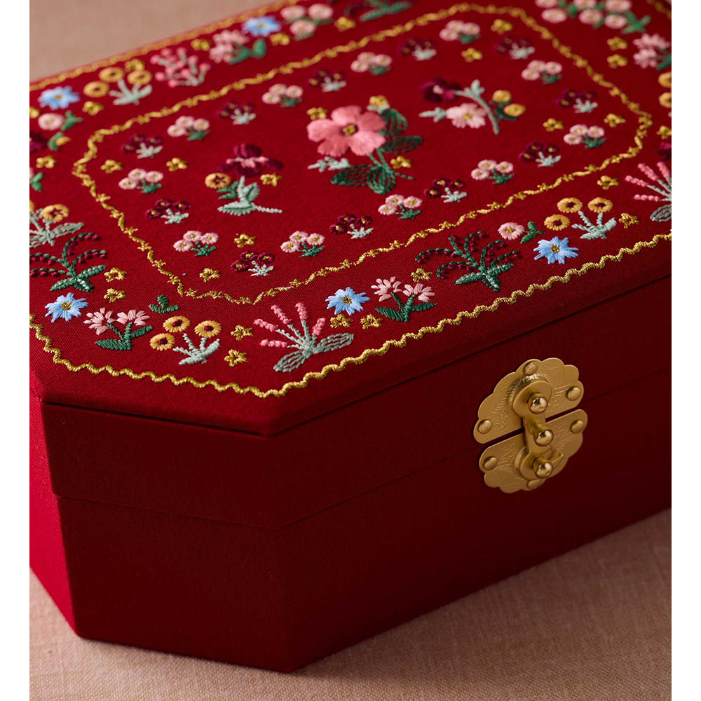 rifle-paper-co-gemma-embroidered-jewelry-box