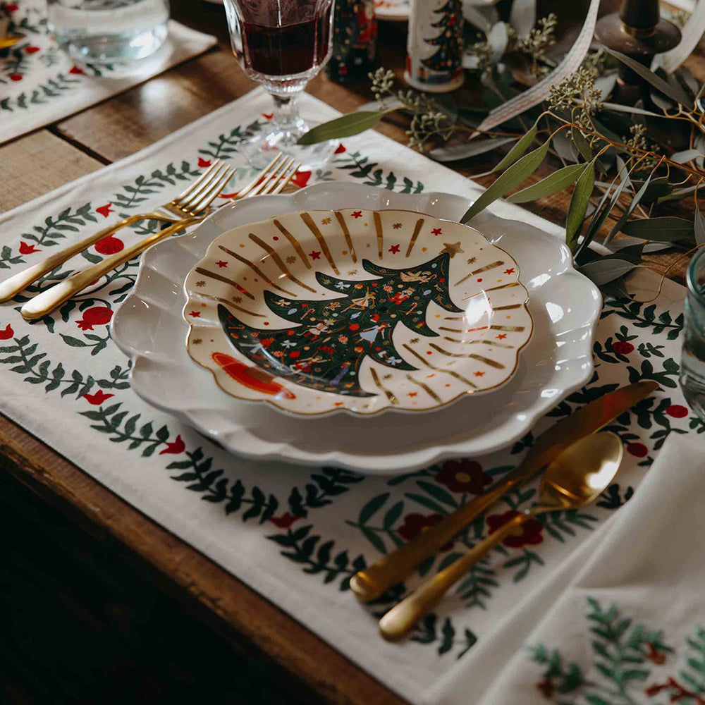 rifle-paper-co-nutcracker-porcelain-dessert-plate-set