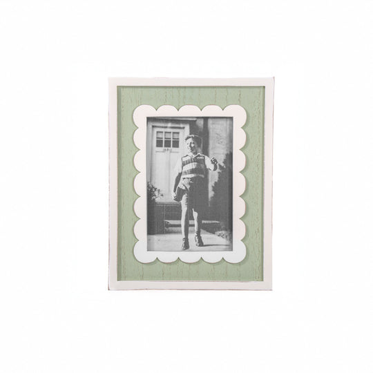 rjb-stone-scalloped-photo-frame-green-rjbs-heart663