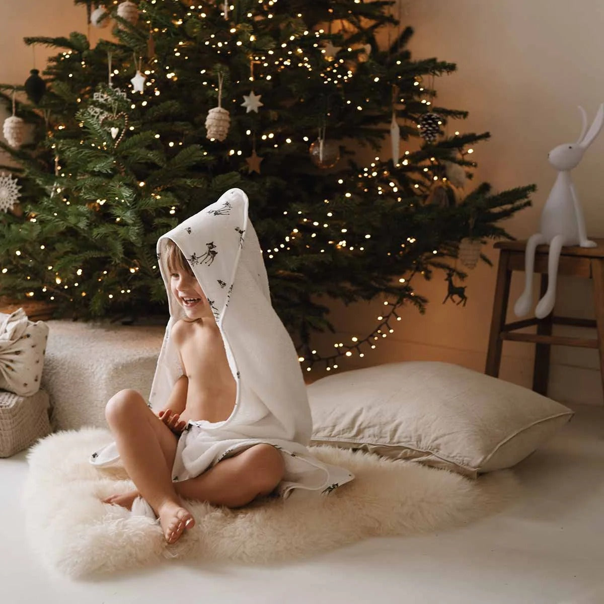 rose-in-april-bath-cape-colette-fawn-ecru-ria-art000000394