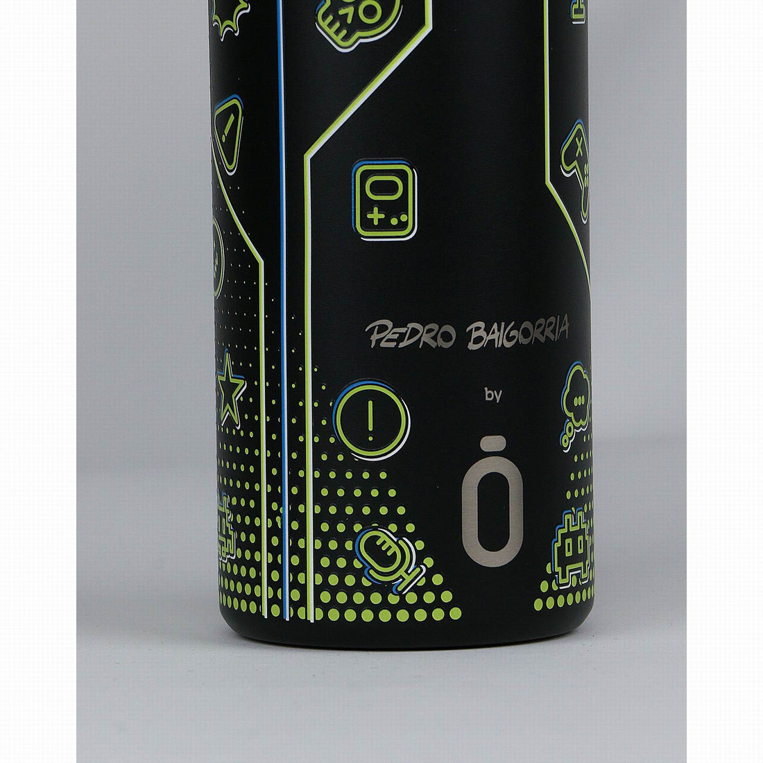 runbott-mii-insulated-bottle-600ml-pedro-baigorria-good-game-glow-kitchen-runb-99103076-07