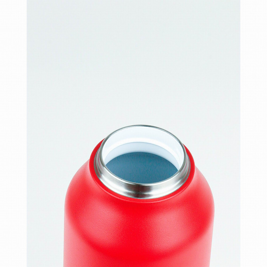 runbott-mii-insulated-bottle-600ml-red-kitchen-runb-91899682-08