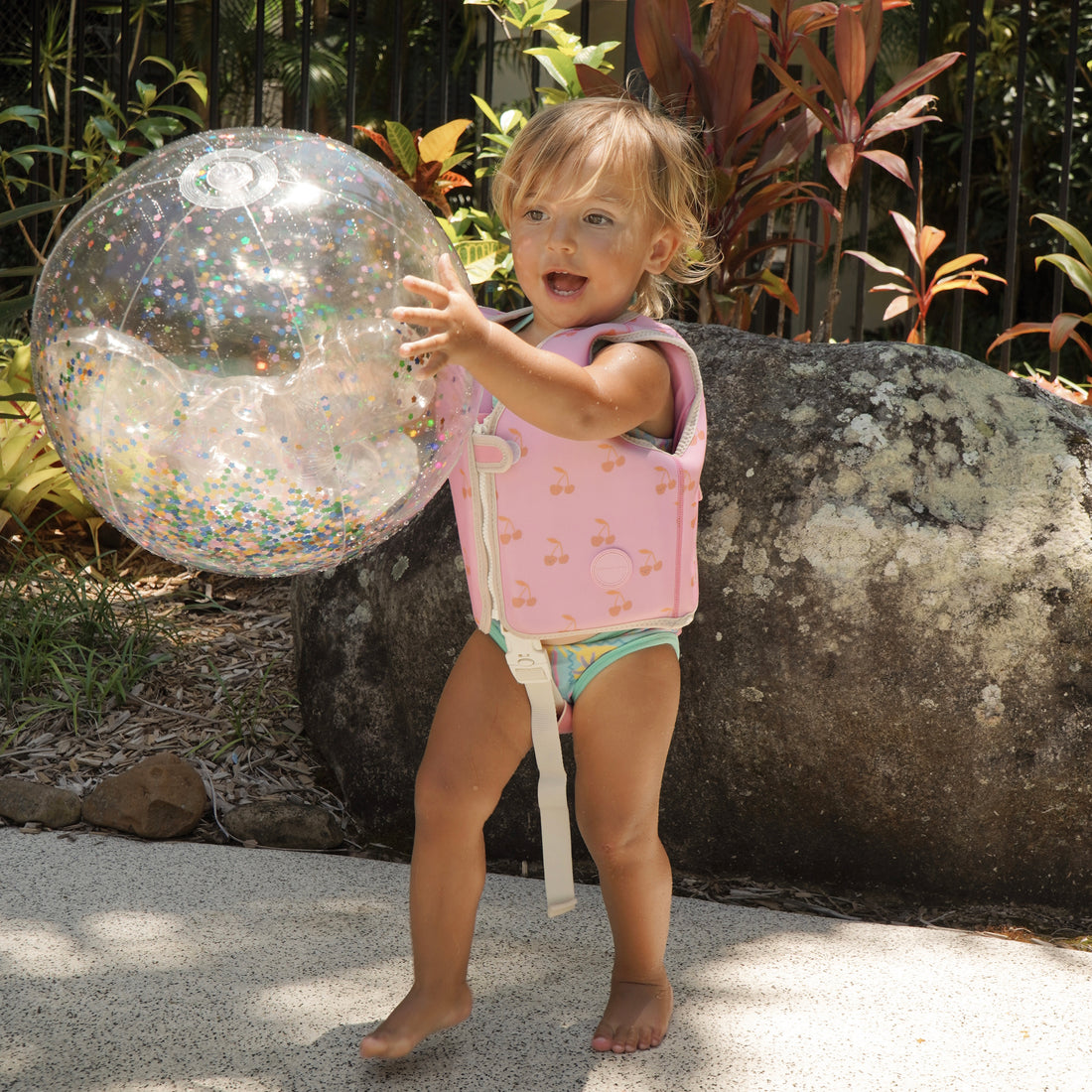 sunnylife-3d-inflatable-beach-ball-cotton-candy-glitter-sunl-s51bbbpk