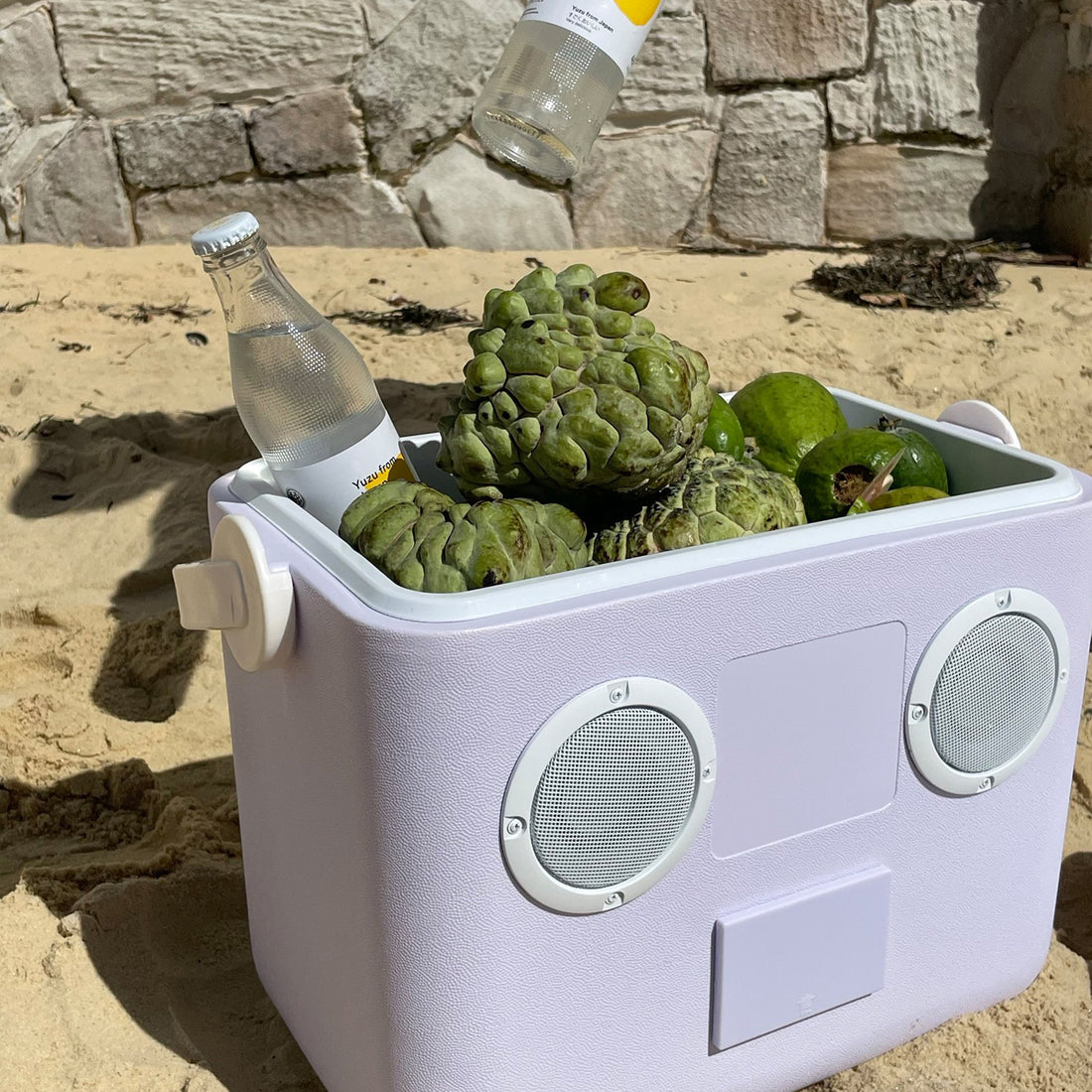 sunnylife-beach-cooler-box-sounds-speaker-rio-sun-pastel-lilac-cream-sunl-s41bcpsl