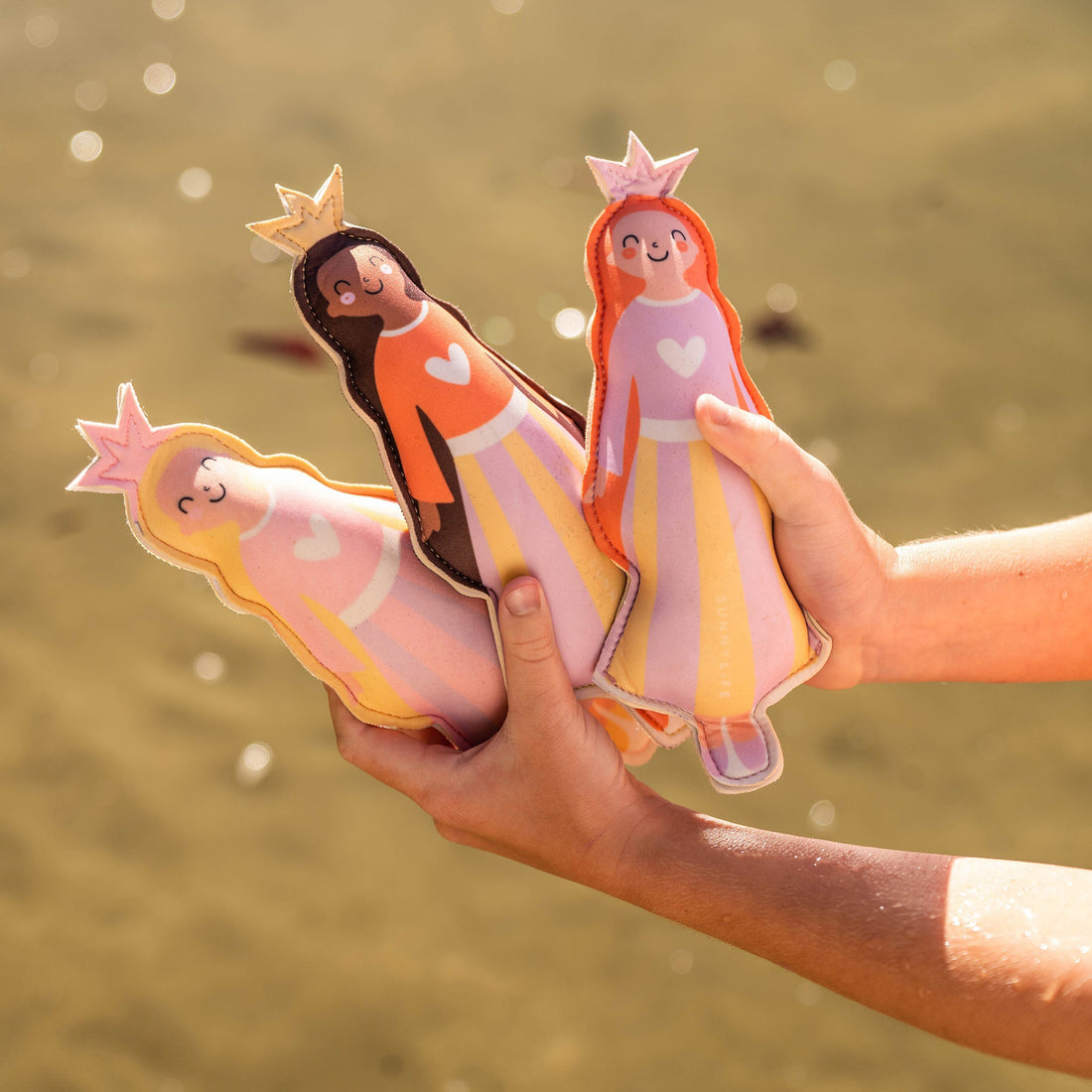 sunnylife-dive-buddies-set-princess-swan-multi-set-of-3-sunl-s41dbswn