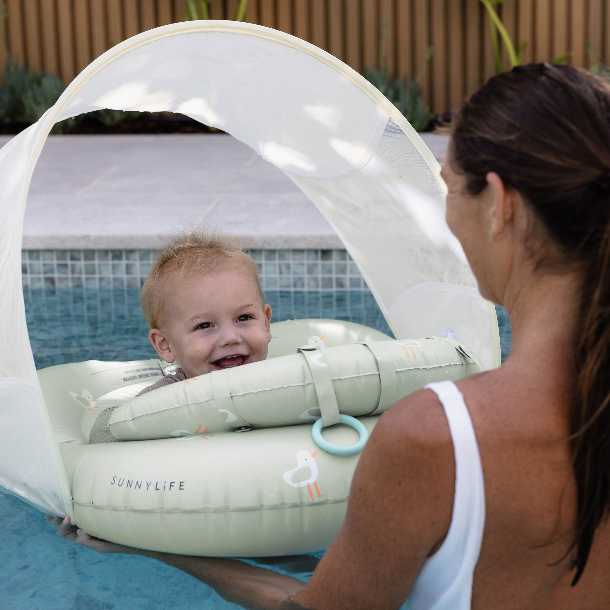 sunnylife-interactive-baby-float-sammy-the-seagull-green-play-toy-sunl-s61ibfsg-12