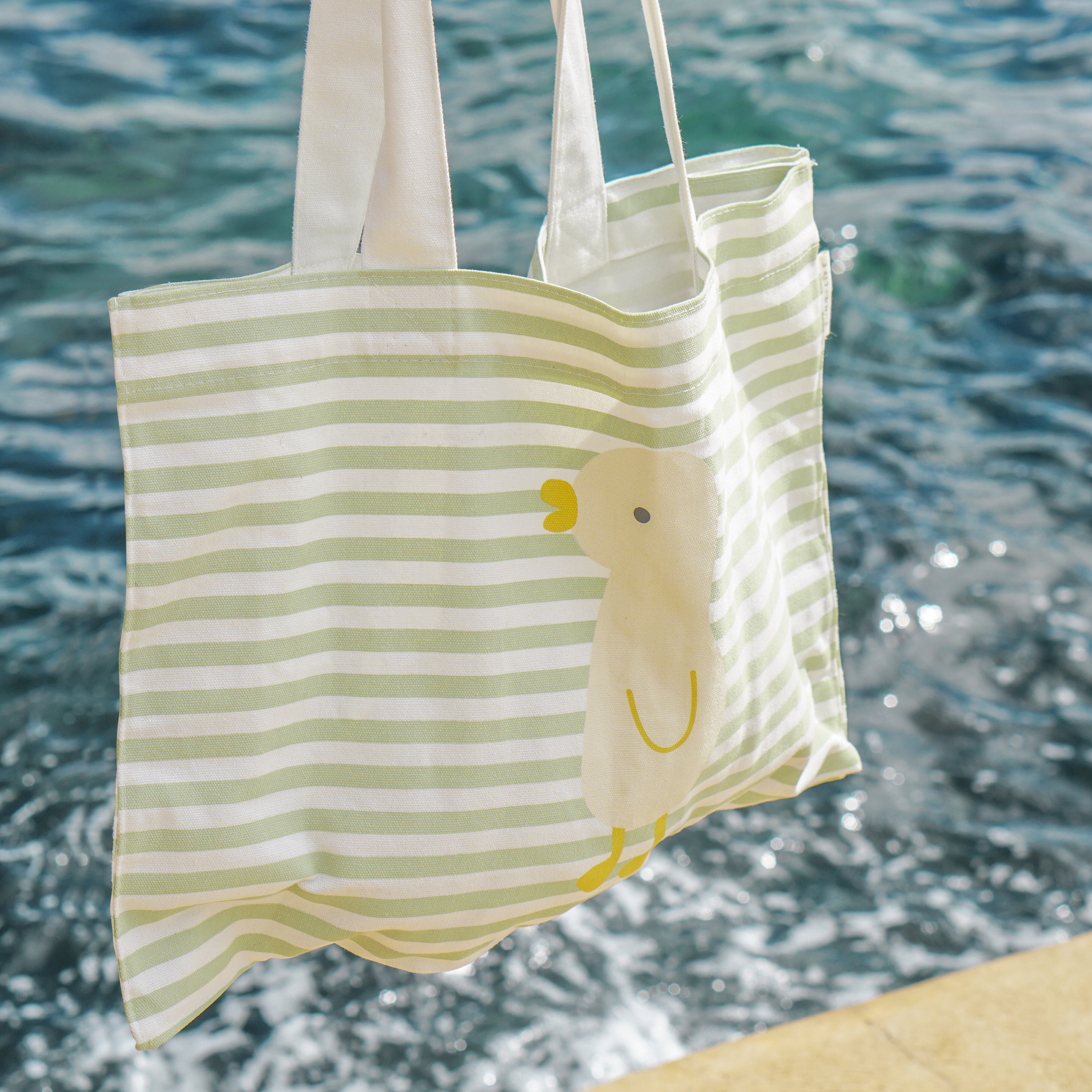 sunnylife-kids-canvas-beach-bag-duck-sage-stripe-sunl-s51kcbgr