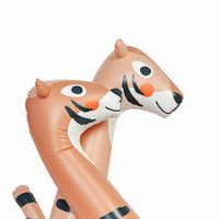 sunnylife-kids-inflatable-noodle-tino-the-tiger-clay-set-of-2-play-toy-sunl-s61kintc-04