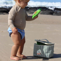 sunnylife-kids-lunch-bag-eli-the-elephant-green-stripe-kitchen-sunl-s61klbeg-07