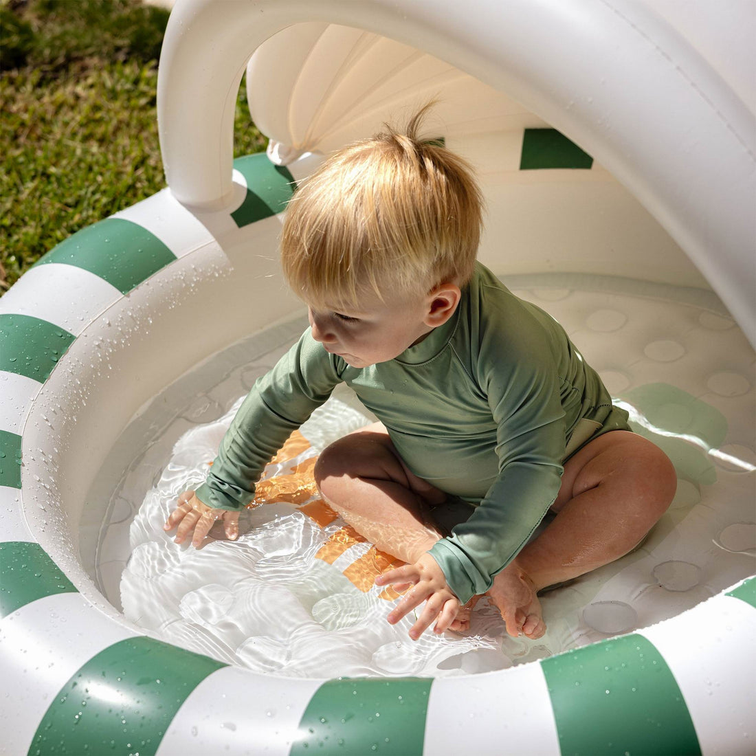 sunnylife-kids-pool-eli-the-elephant-grey-play-toy-sunl-s61kpeeg-09