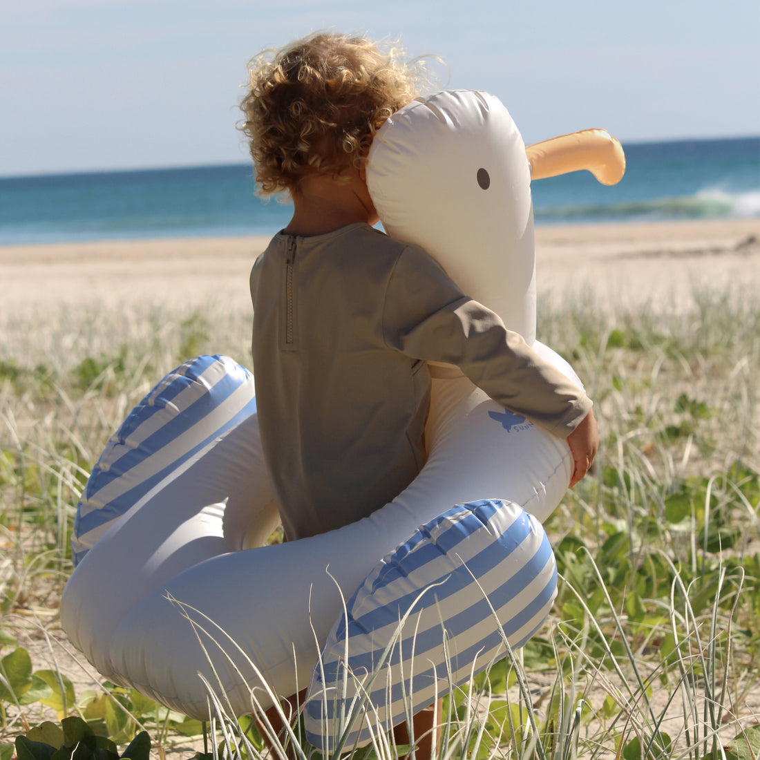 sunnylife-kids-tube-pool-ring-sid-the-seagull-blue-stripe-sunl-s51tprbl