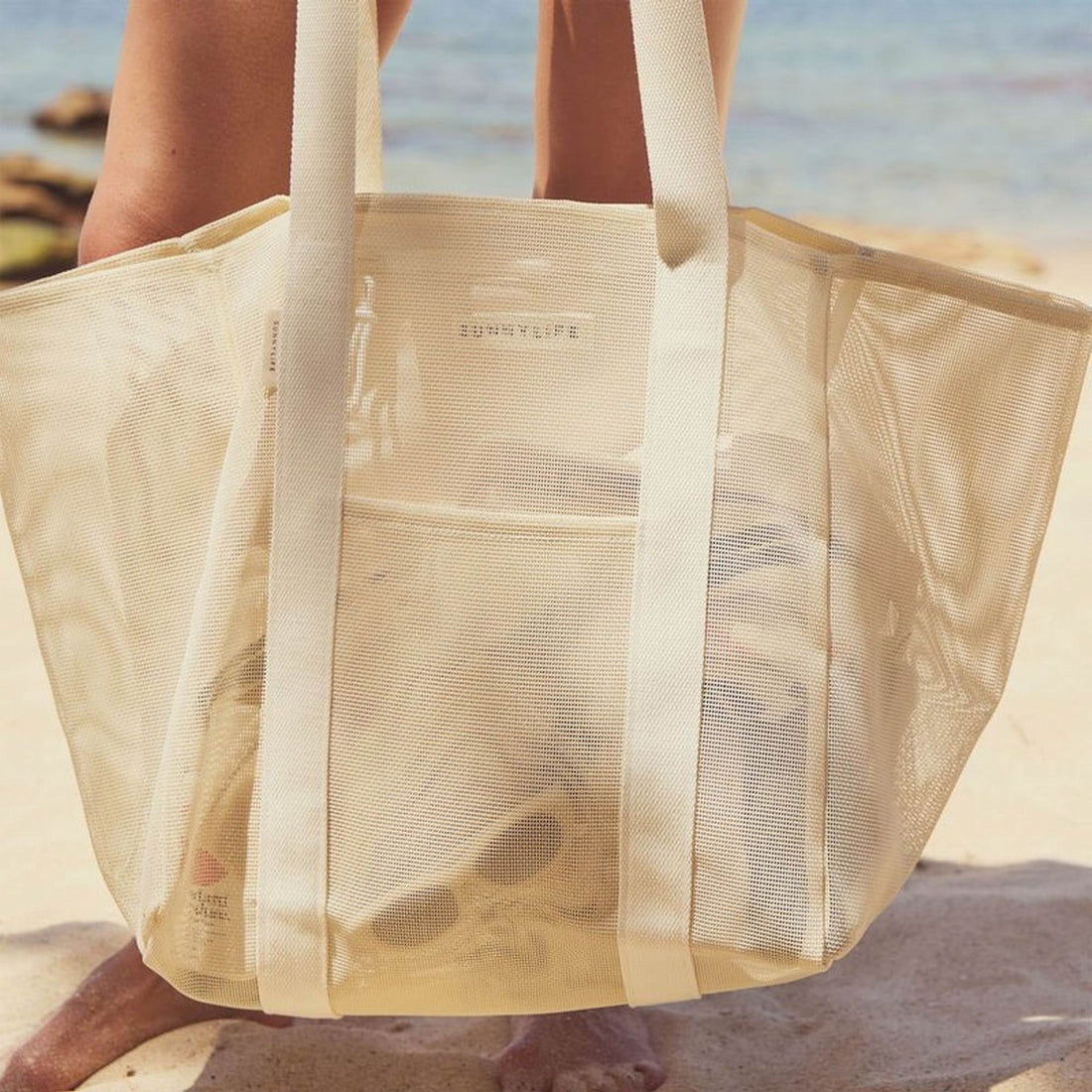 sunnylife-mesh-beach-bag-oyster-cream-clothing-wear-fashion-accessories-sunl-s61mbboc-07