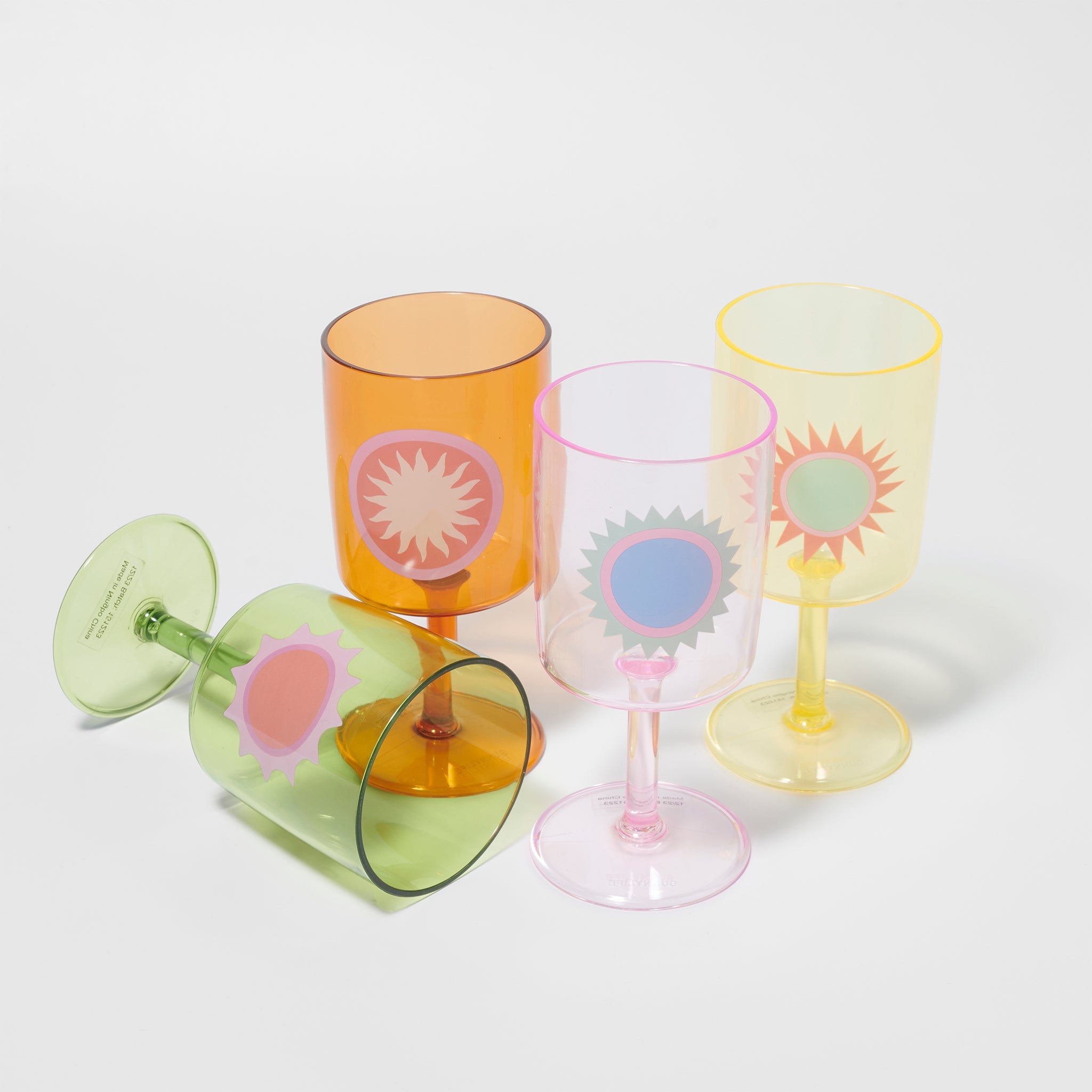 sunnylife-poolside-wine-glass-rio-sun-multi-set-of-4-sunl-s41wgmul
