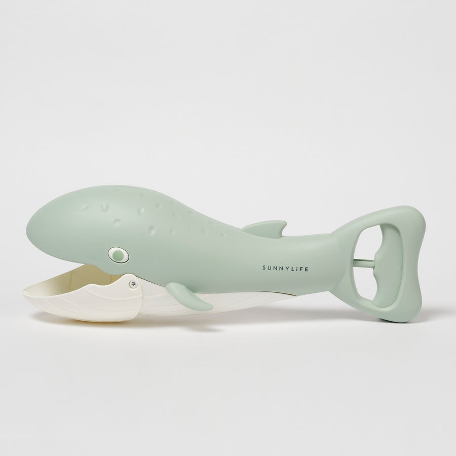 sunnylife-sand-claws-whale-green0sunl-s51sclbl