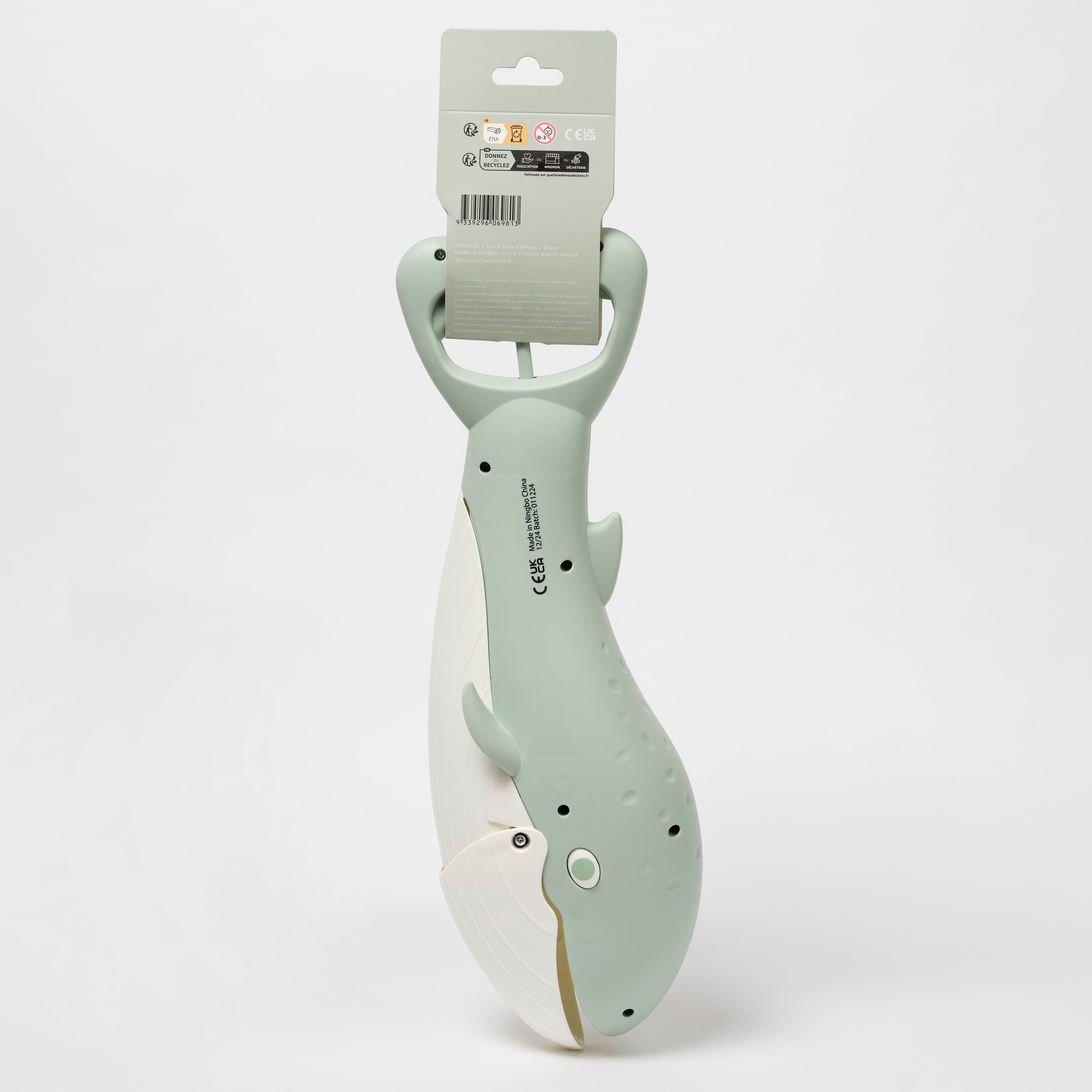 sunnylife-sand-claws-whale-green0sunl-s51sclbl