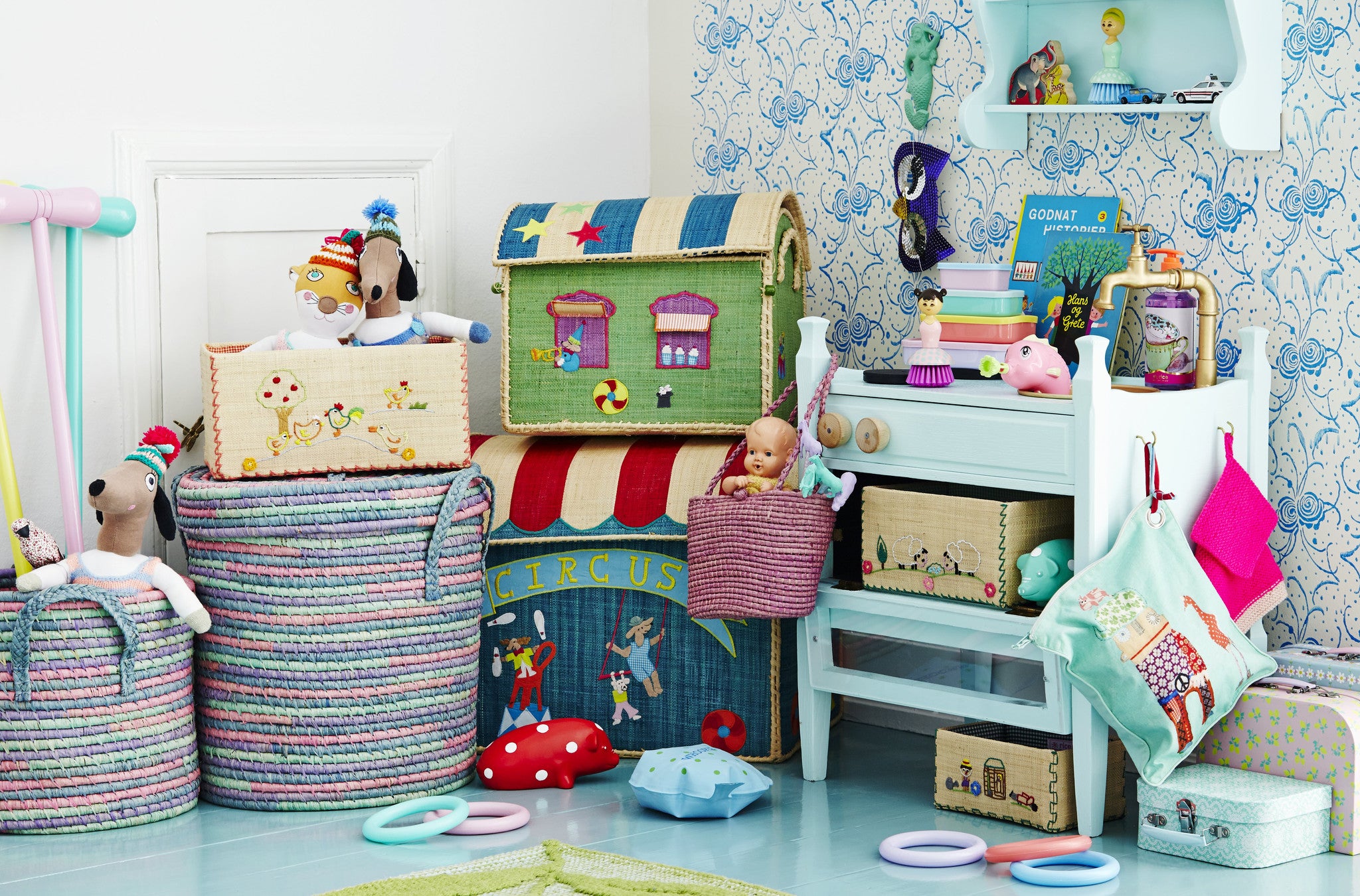 rice-dk-medium-circus-toy-basket-decor-storage-bshou-3zcirc-m-03