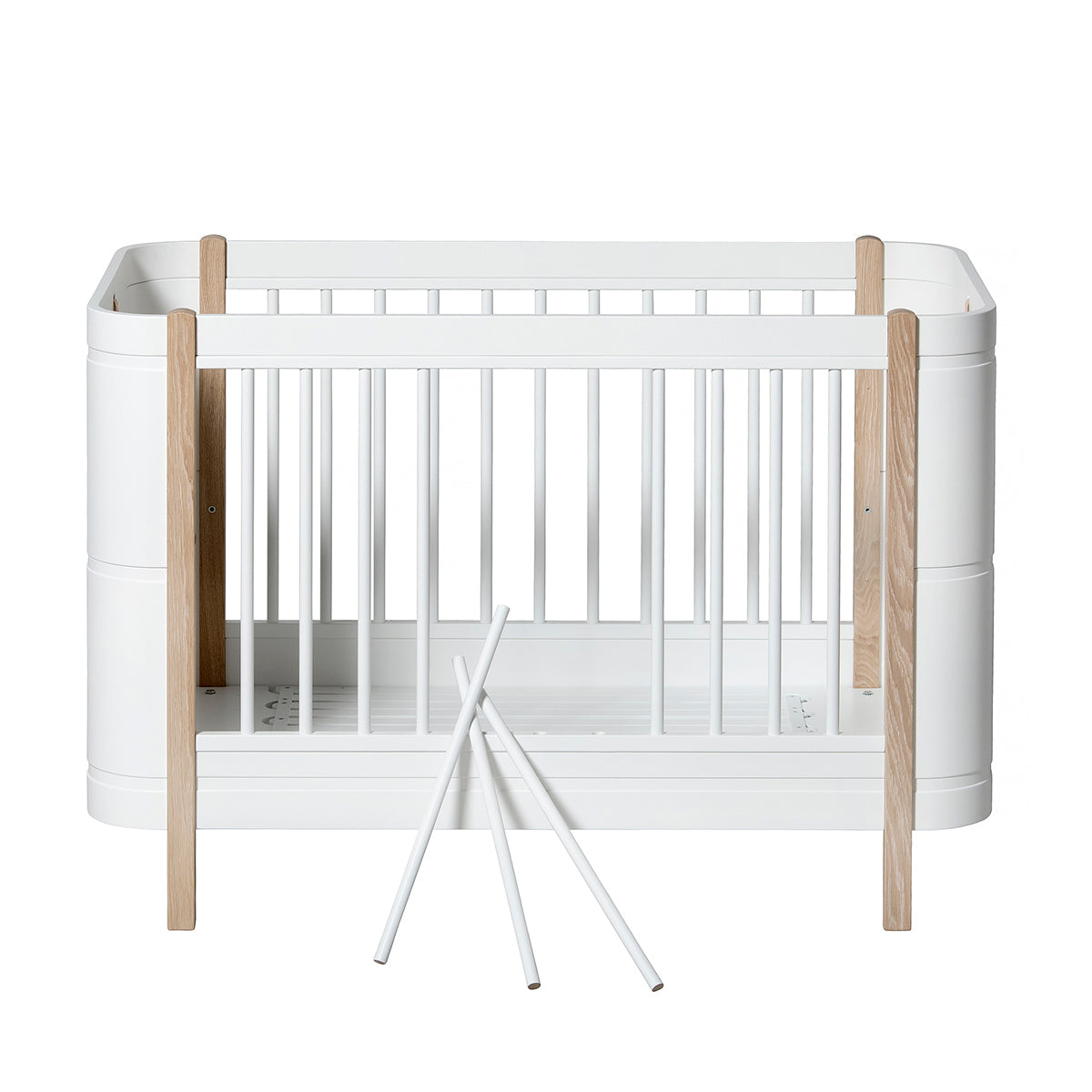 Oliver Furniture Wood Mini+ Cot Bed (With Junior Conversion Kit) - White/Oak (Pre-Order; Est. Delivery in 2-3 Months)