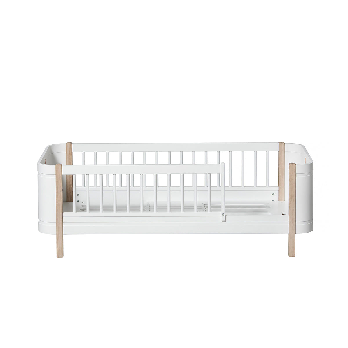 Oliver Furniture Wood Mini+ Cot Bed (With Junior Conversion Kit) - White/Oak (Pre-Order; Est. Delivery in 2-3 Months)