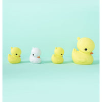a-little-lovely-company-little-light-duck-yellow- (4)