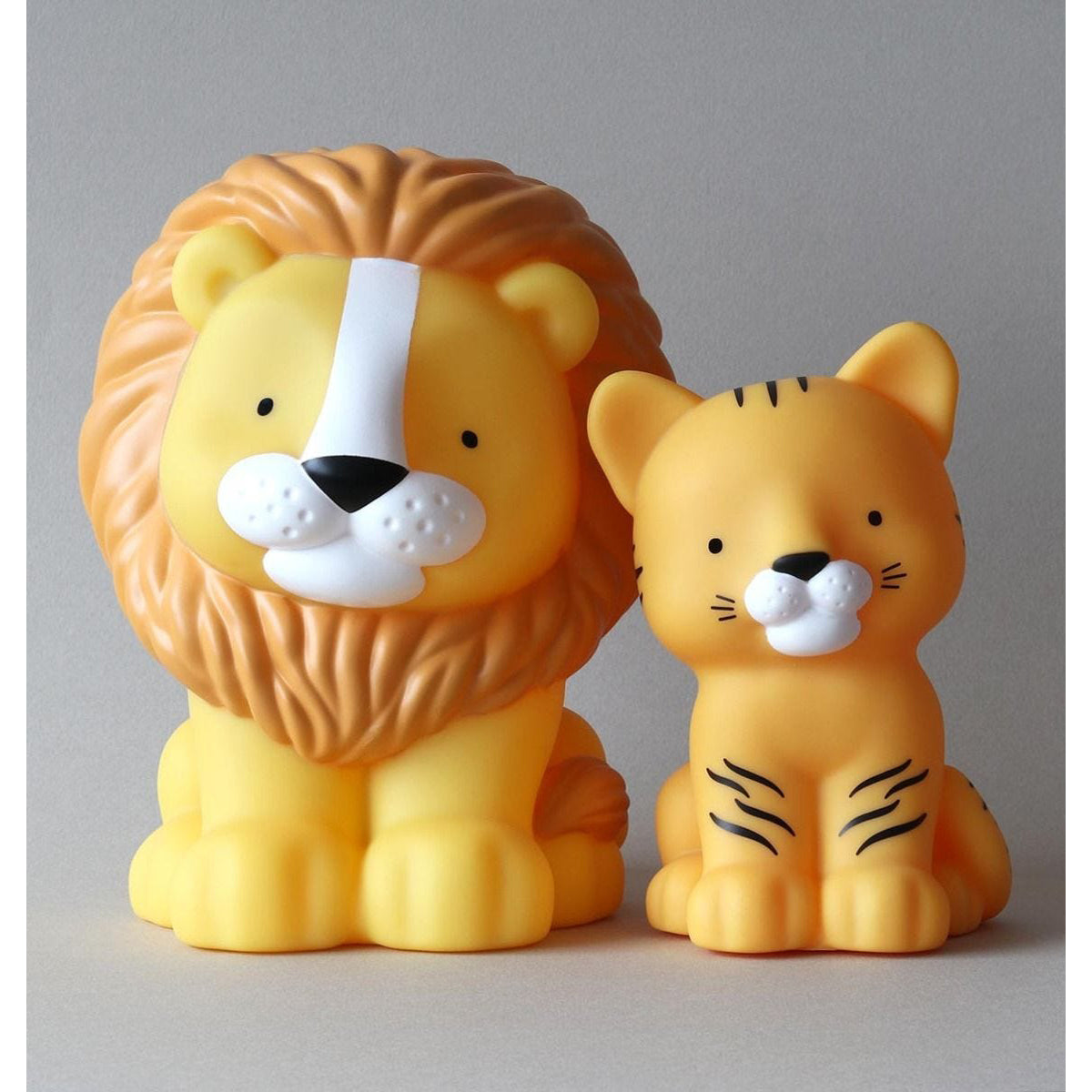 a-little-lovely-company-night-light-lion- (5)