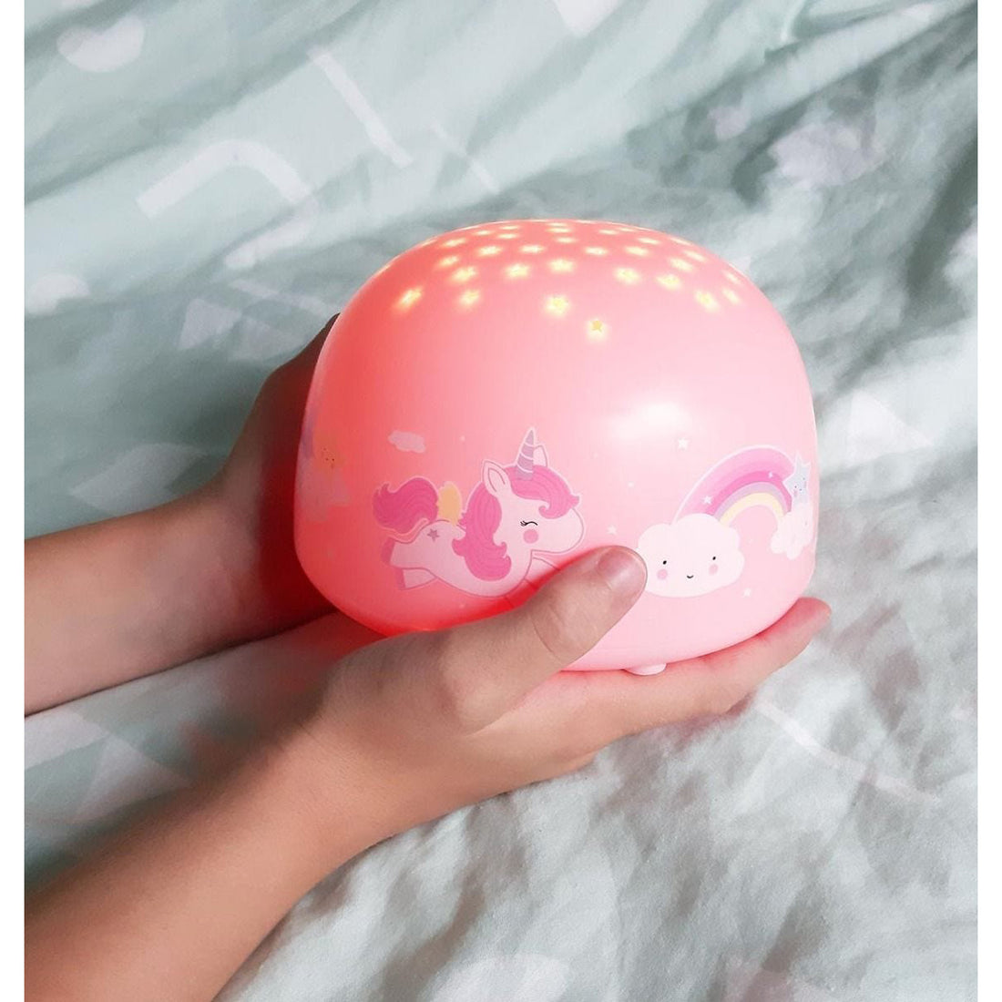 a-little-lovely-company-projector-light-unicorn- (6)