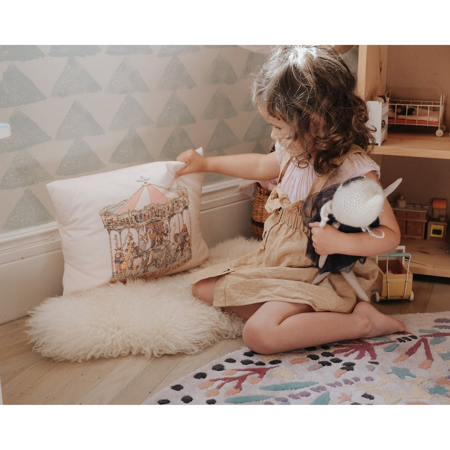 atelier-choux-velour-cushion-carousel- (4)