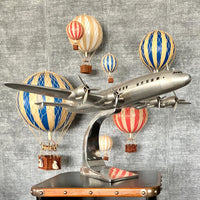 authentic-models-floating-the-skies-pink-hot-air-balloon-hanging-decor-13cm-aumd-ap160p- (14)