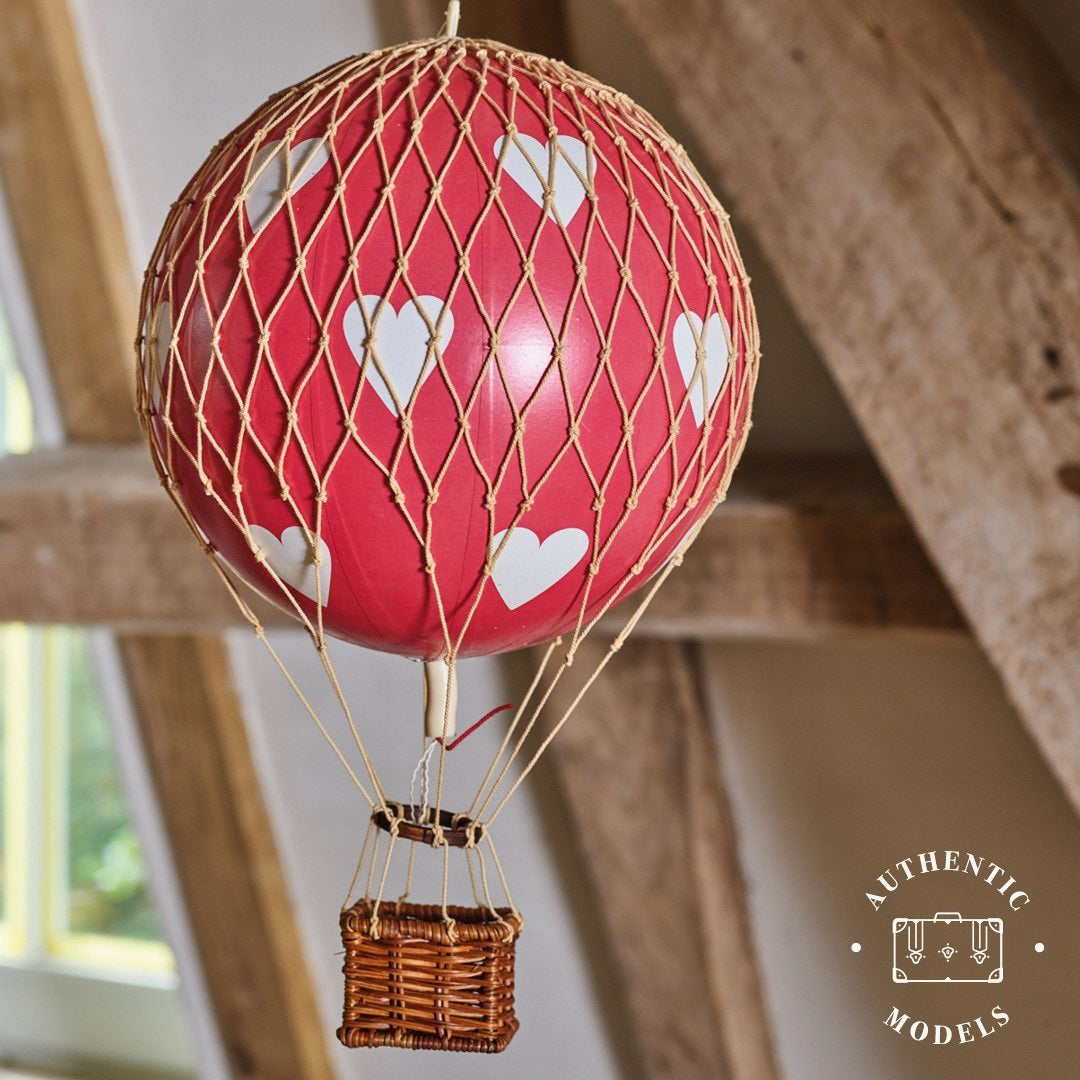 authentic-models-royal-aero-red-hearts-hot-air-balloon-hanging-decor-56cm-aumd-ap163rh- (12)