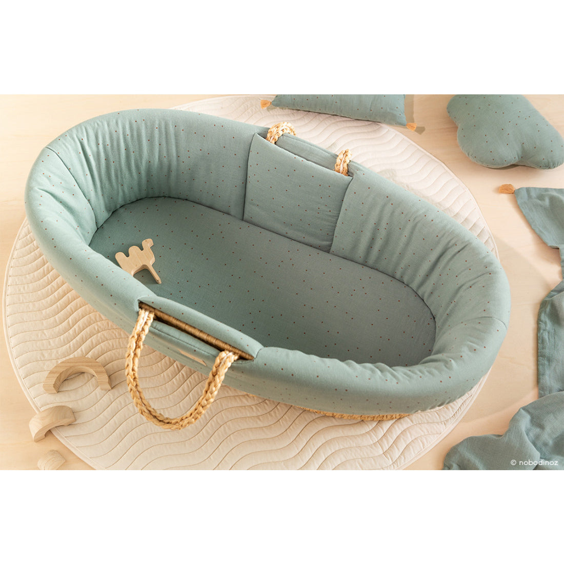 nobodinoz Padded Baby Moses Cover Toffee Sweet Dots / Eden Green