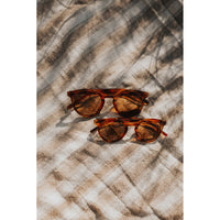 babymocs-adult-sunnies-new-classic-shape-amber-bmoc-0768253223187-amber- (2)