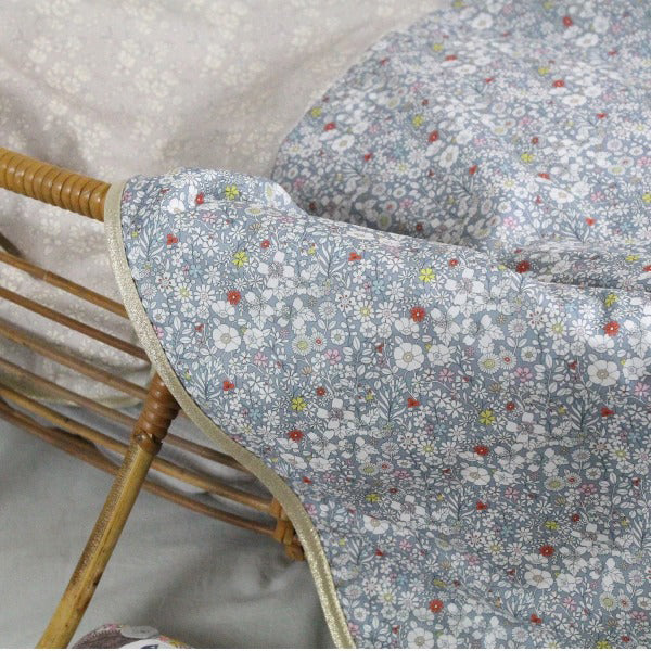 barnabe-aime-le-café-baby-blanket-katie-barn-bblanket-katie-2