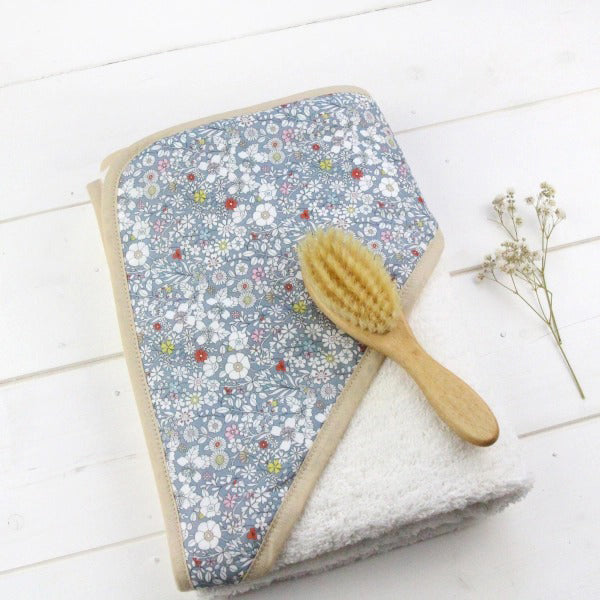 barnabe-aime-le-café-bath-towel-katie barn-cabain-katie- (2)