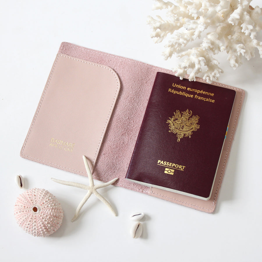 barnabe-aime-le-café-passport-holder-sugar- (3)
