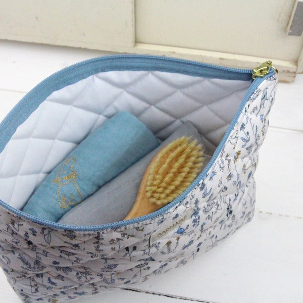 barnabe-aime-le-café-toilet-bag-gus-barn-toil-gus- (4)