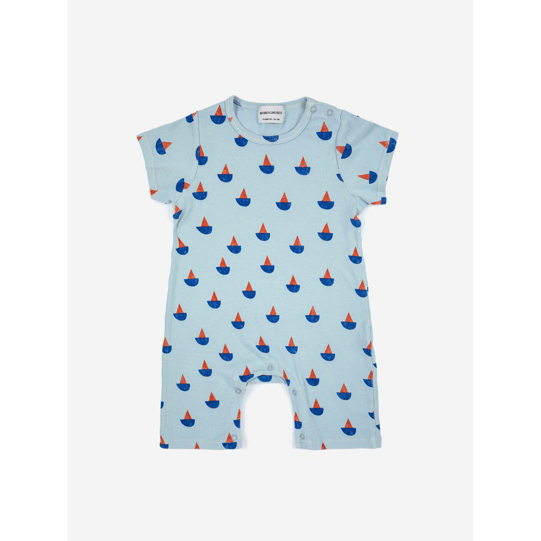 bobo-choses-sail-boat-all-over-playsuit-bobo-s23123ab049-6m-