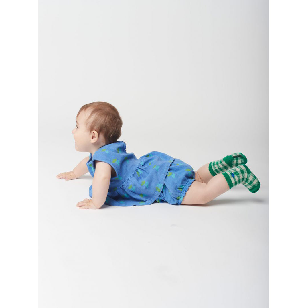bobo-choses-sea-flower-all-over-woven-ruffle-bobo-s23123ab080-6m- (4)