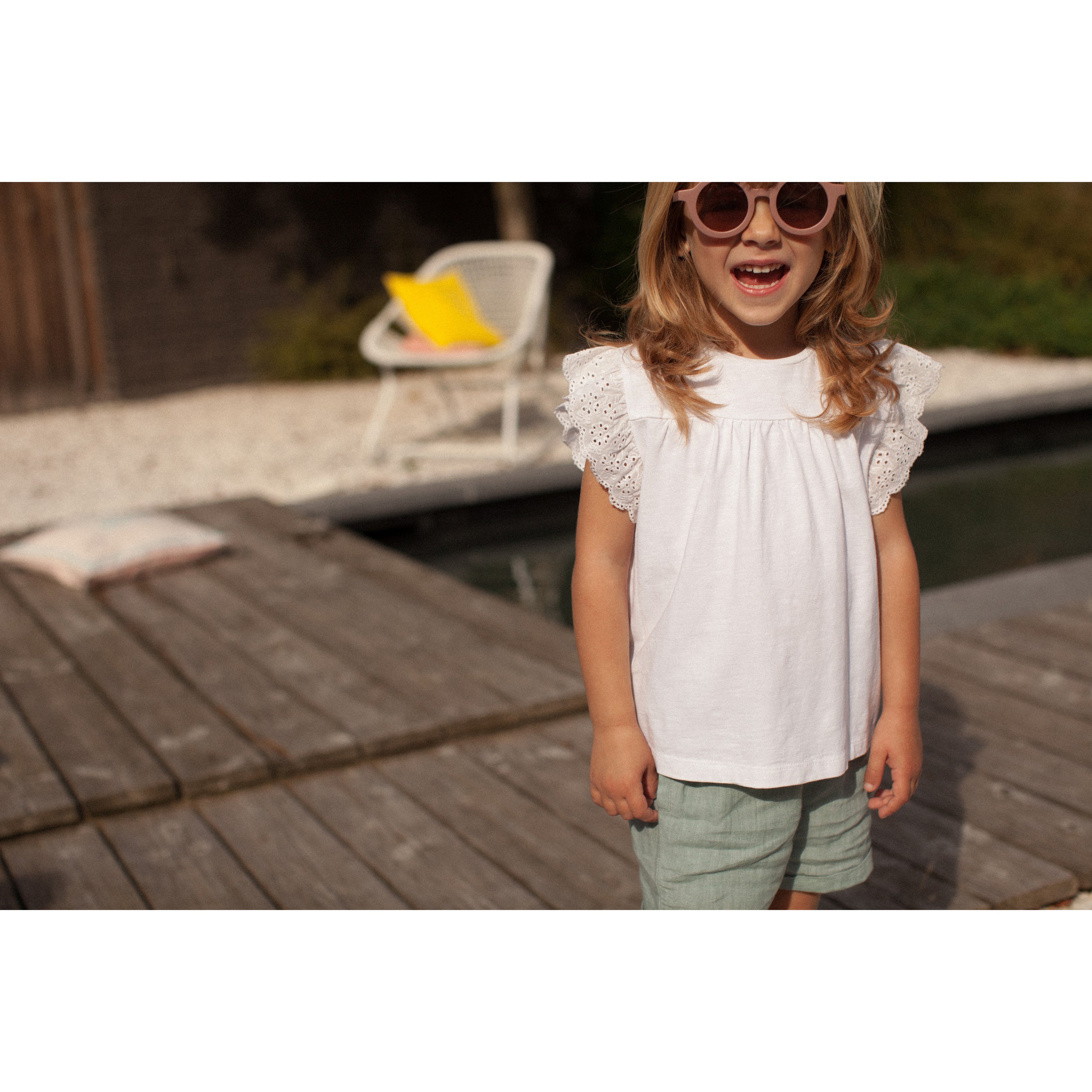 bonheur-du-jour-paris-baby-girl-tee-shirt-white-bdj-s22bali-wh-10y- (21)