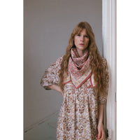 bonheur-du-jour-paris-girl-scarf-raspberry-unique-bdj-adult-absynthe-ra-unique- (2)