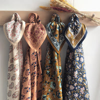 bonheur-du-jour-paris-girl-scarf-rosee-unique-bdj-adult-primrose-ro-unique- (9)