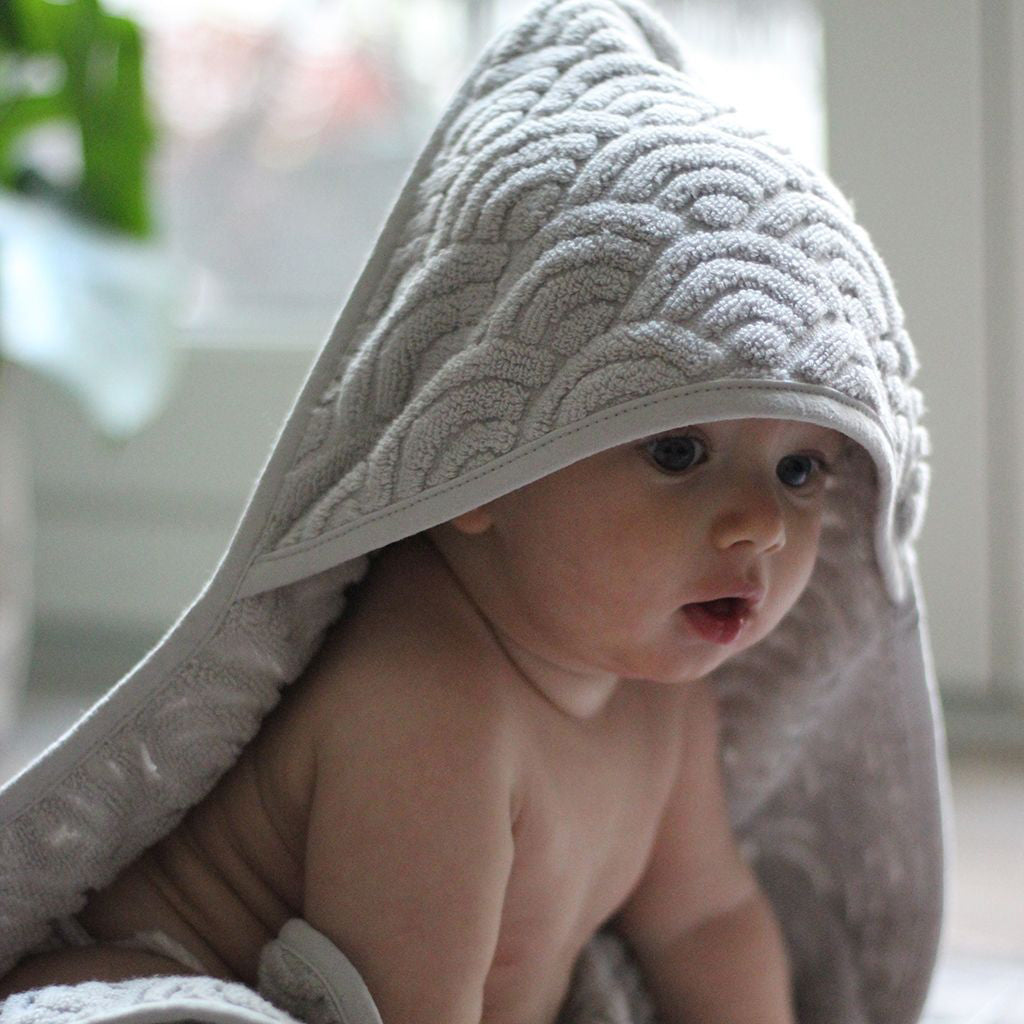 cam-cam-copenhagen-baby-hooded-towel-grey- (3)