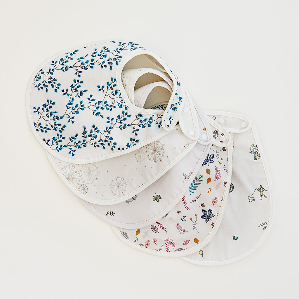 cam-cam-copenhagen-bib-classic-ocs-100-pressed-leaves-rose-cam-910-p31- (2)