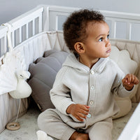 cam-cam-copenhagen-cot-bumper-with-harlequin-embroidery-ocs-classic-grey-cam-703-40- (2)