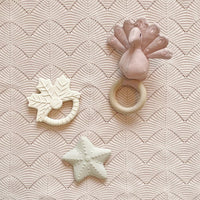 cam-cam-copenhagen-leaf-teether-natural- (4)