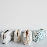 cam-cam-copenhagen-make-up-purse-caramel-leaves- (2)