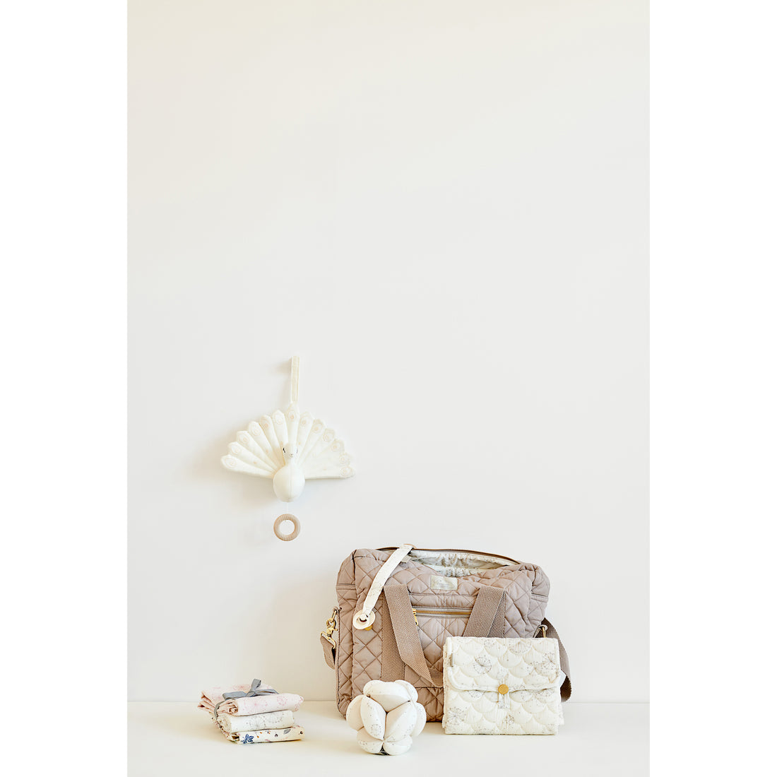 cam-cam-copenhagen-pacifier-holder-dandelion-natural- (3)