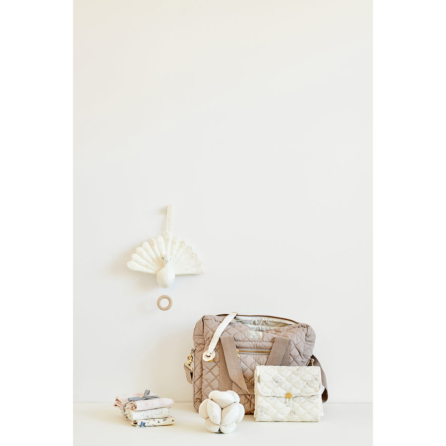cam-cam-copenhagen-washcloth-muslin-gots-mix-windflower-cr-me-and-caramel-leaves-pack-of-4- (4)